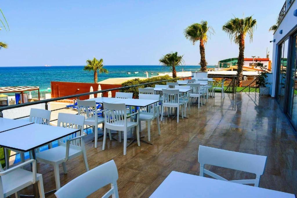Mimoza Beachfront Hotel & Restaurant ファマグスタ エクステリア 写真
